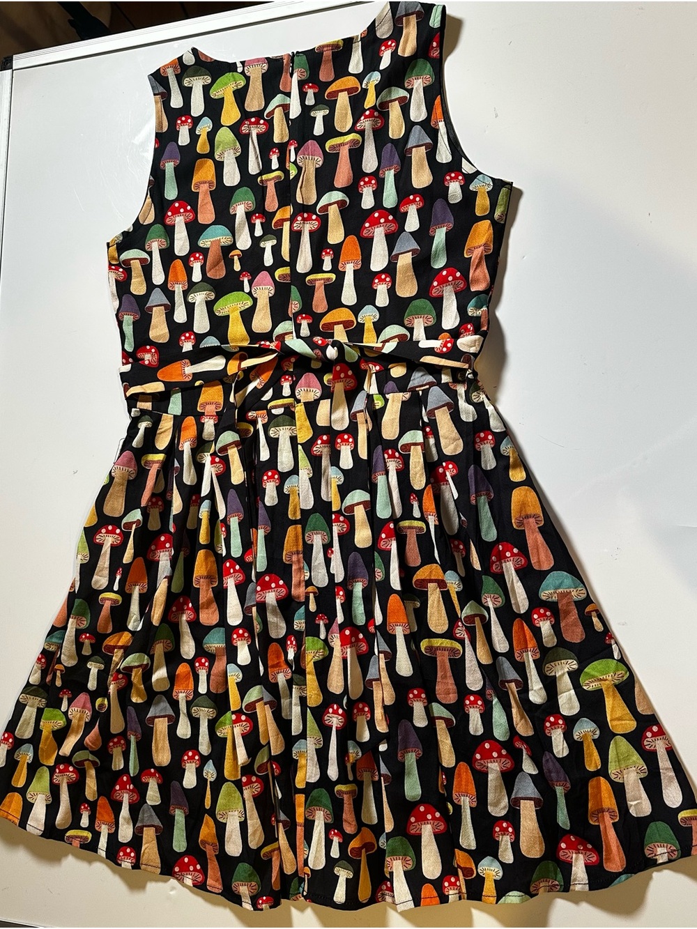 L.A. Soul Dress Womens Sm Black Colorful Mushroom Print Sleeveless Knee Length - Picture 7 of 7